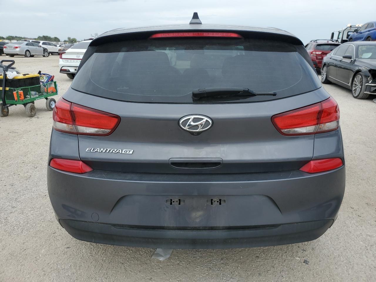 2018 Hyundai Elantra Gt VIN: KMHH35LE8JU062072 Lot: 64466704