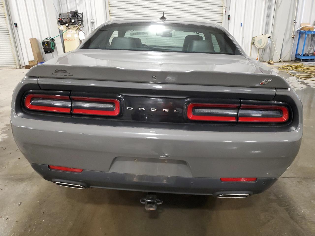 2C3CDZGG5JH328525 2018 Dodge Challenger Gt