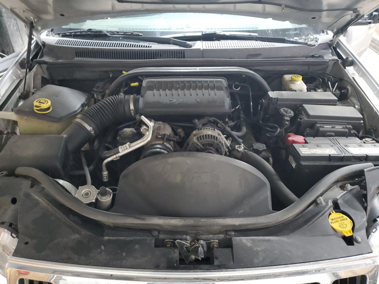 2005 Jeep Grand Cherokee Limited VIN: 1J4HR58N75C528429 Lot: 63798524