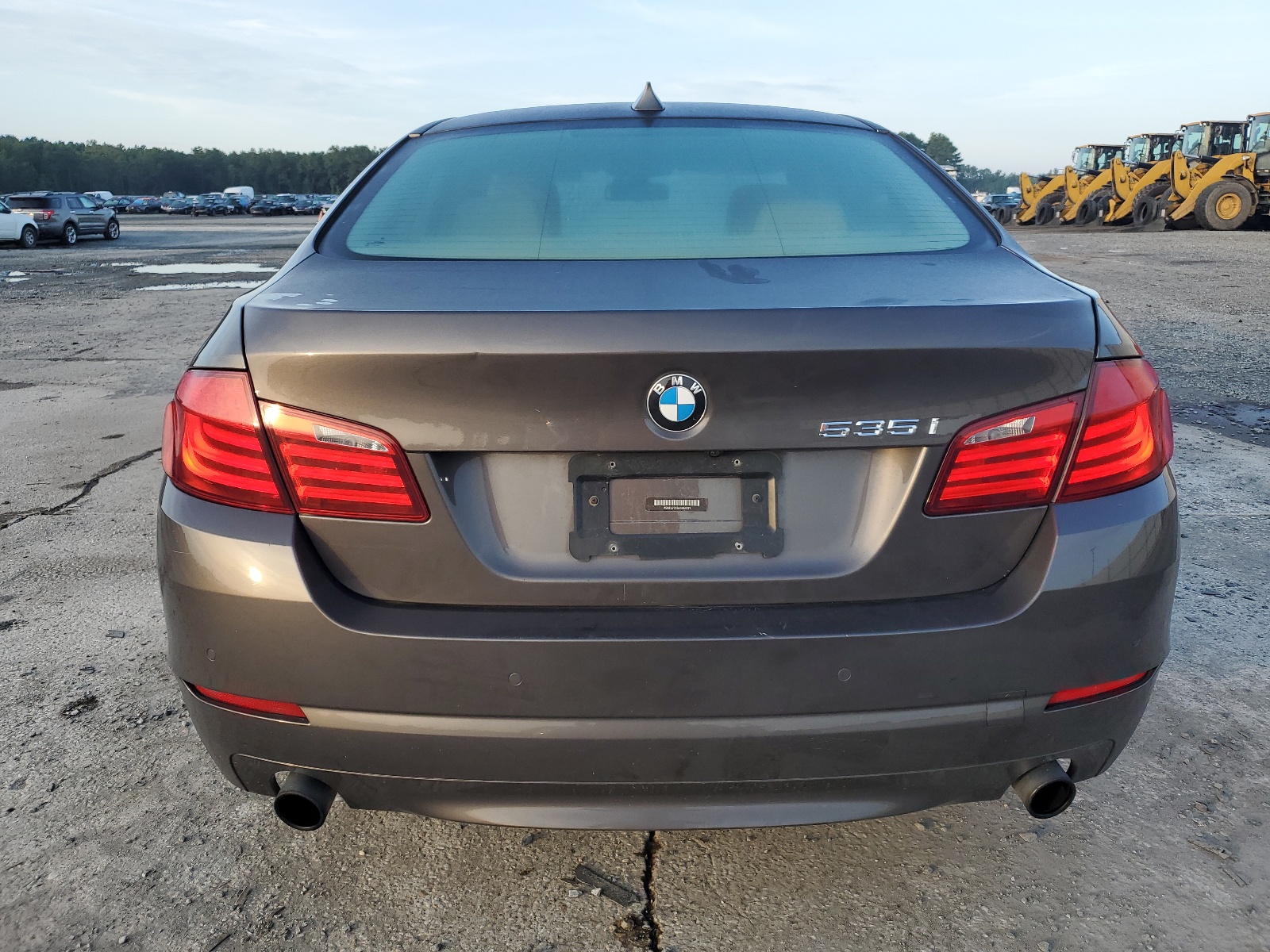 WBAFU7C53BDU54721 2011 BMW 535 Xi