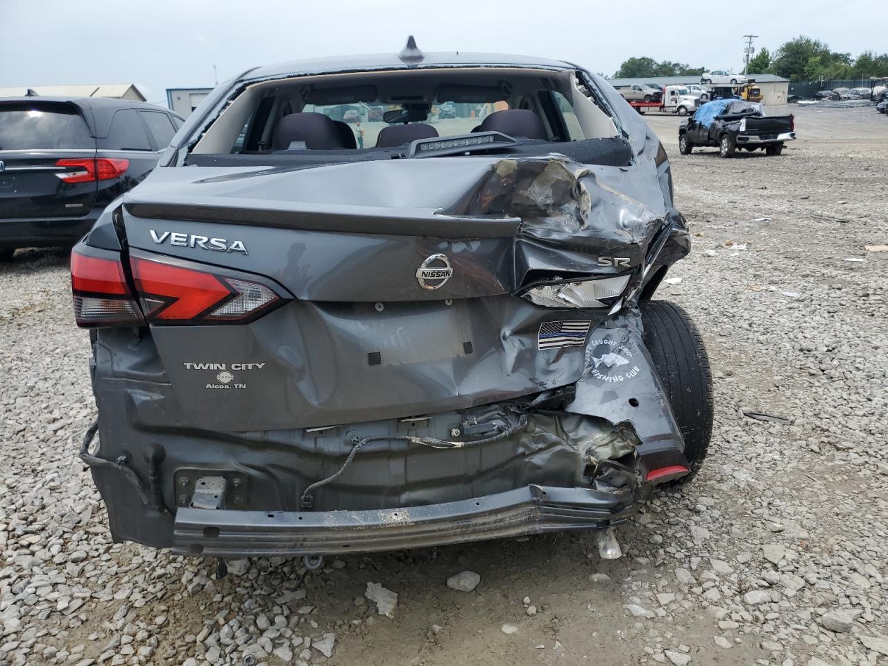 2022 Nissan Versa Sr VIN: 3N1CN8FV8NL823918 Lot: 64990994