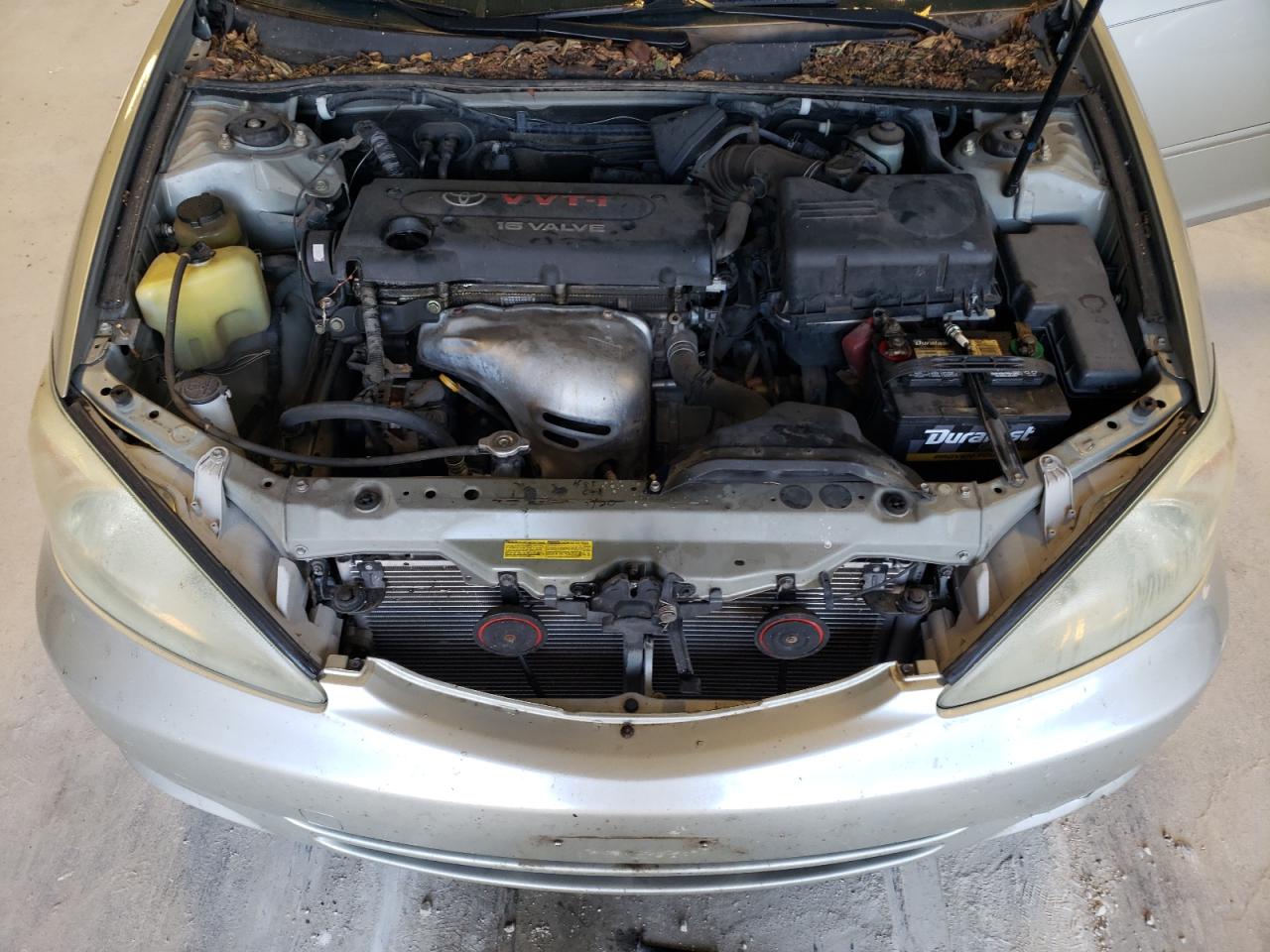 2004 Toyota Camry Le VIN: JTDBE32K440262779 Lot: 64209894