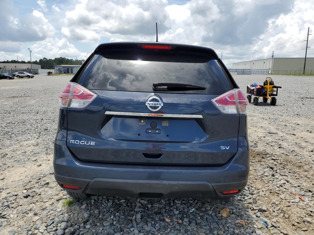 KNMAT2MTXFP533758 2015 Nissan Rogue S