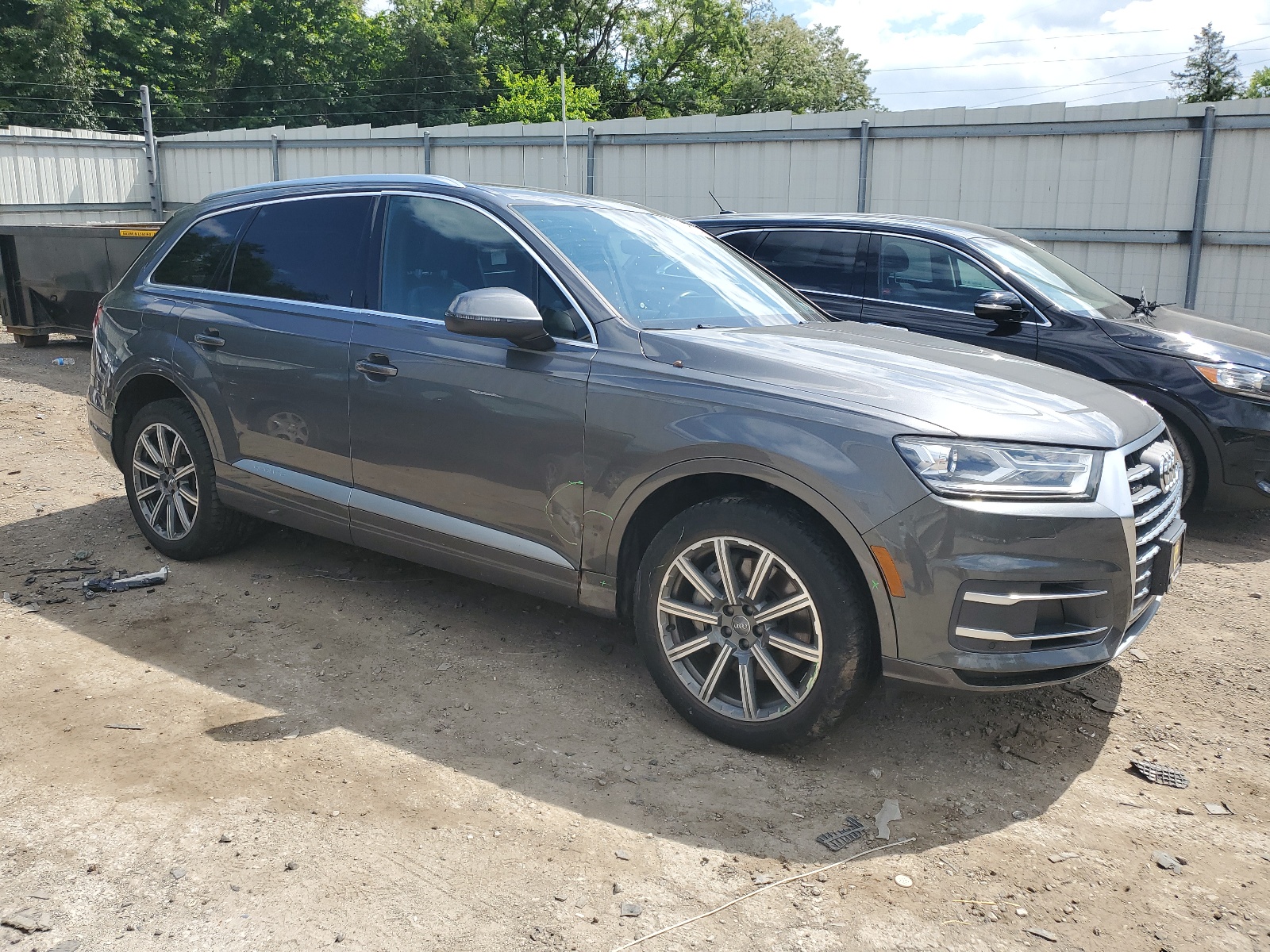 WA1LHAF73JD047835 2018 Audi Q7 Premium Plus