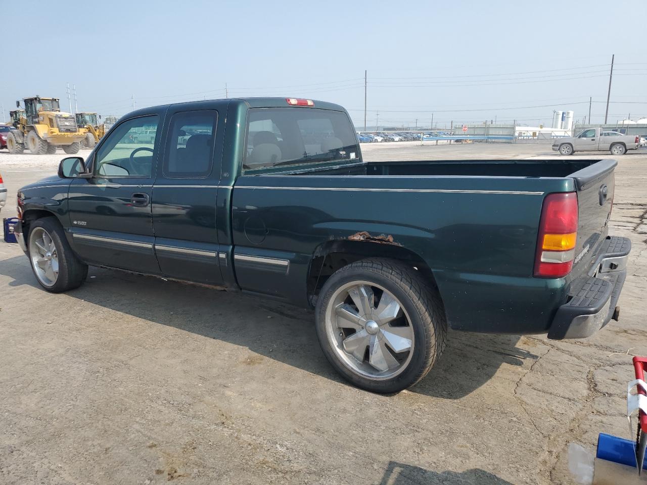 2002 Chevrolet Silverado C1500 VIN: 2GCEC19V821307604 Lot: 61915104