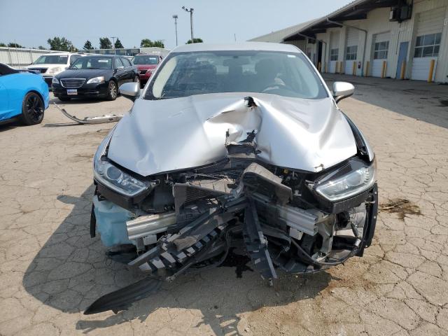 Sedans FORD FUSION 2016 Silver