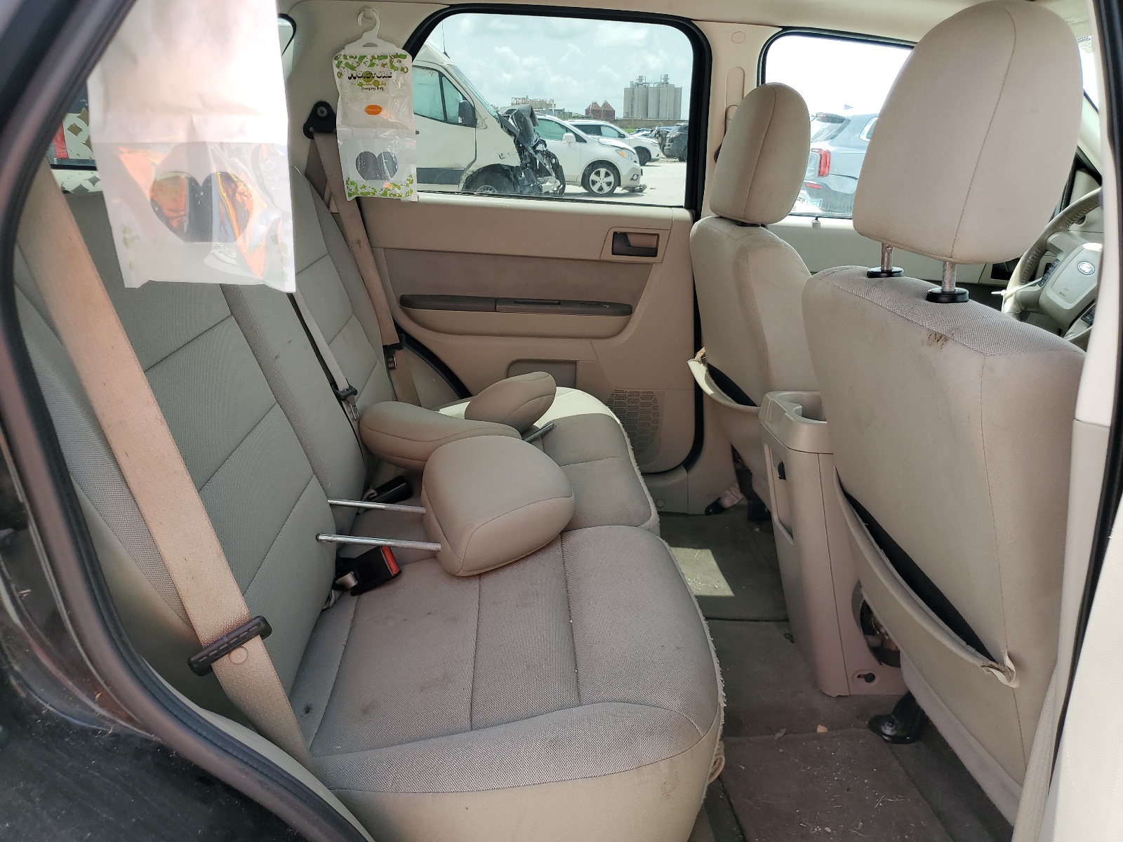 1FMCU9D70AKC28045 2010 Ford Escape Xlt