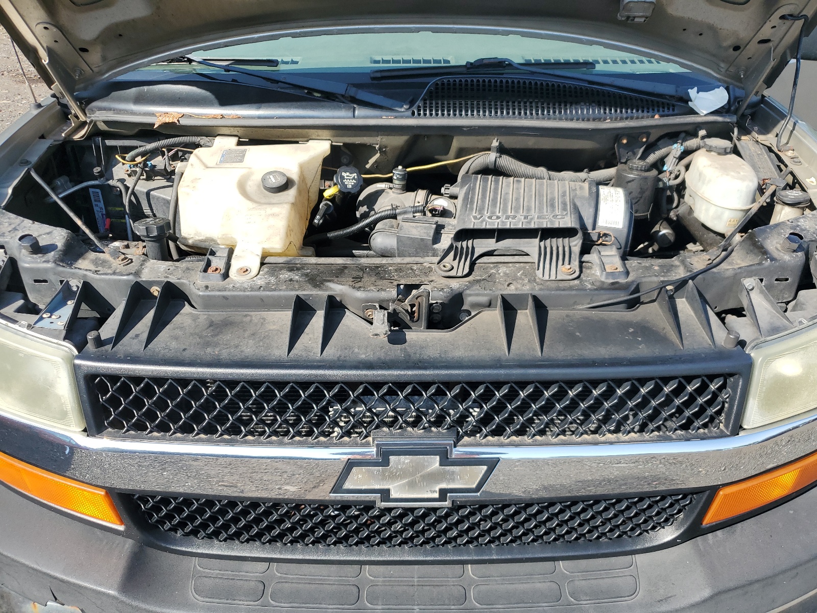 1GAHG39U641156736 2004 Chevrolet Express G3500 1GAHG39U641156736 2004 Chevrolet Express G3500