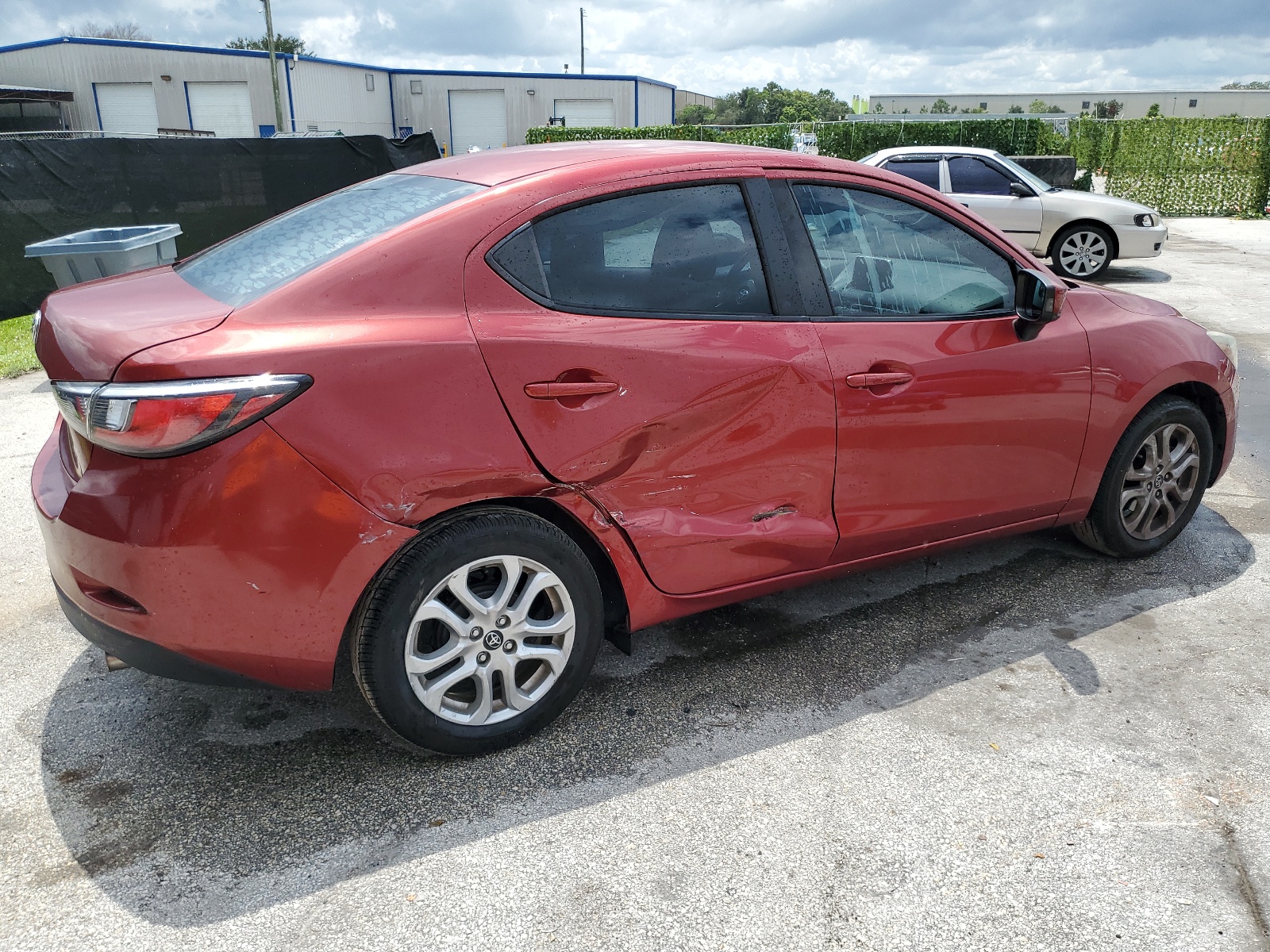 3MYDLBYV8HY162434 2017 Toyota Yaris Ia