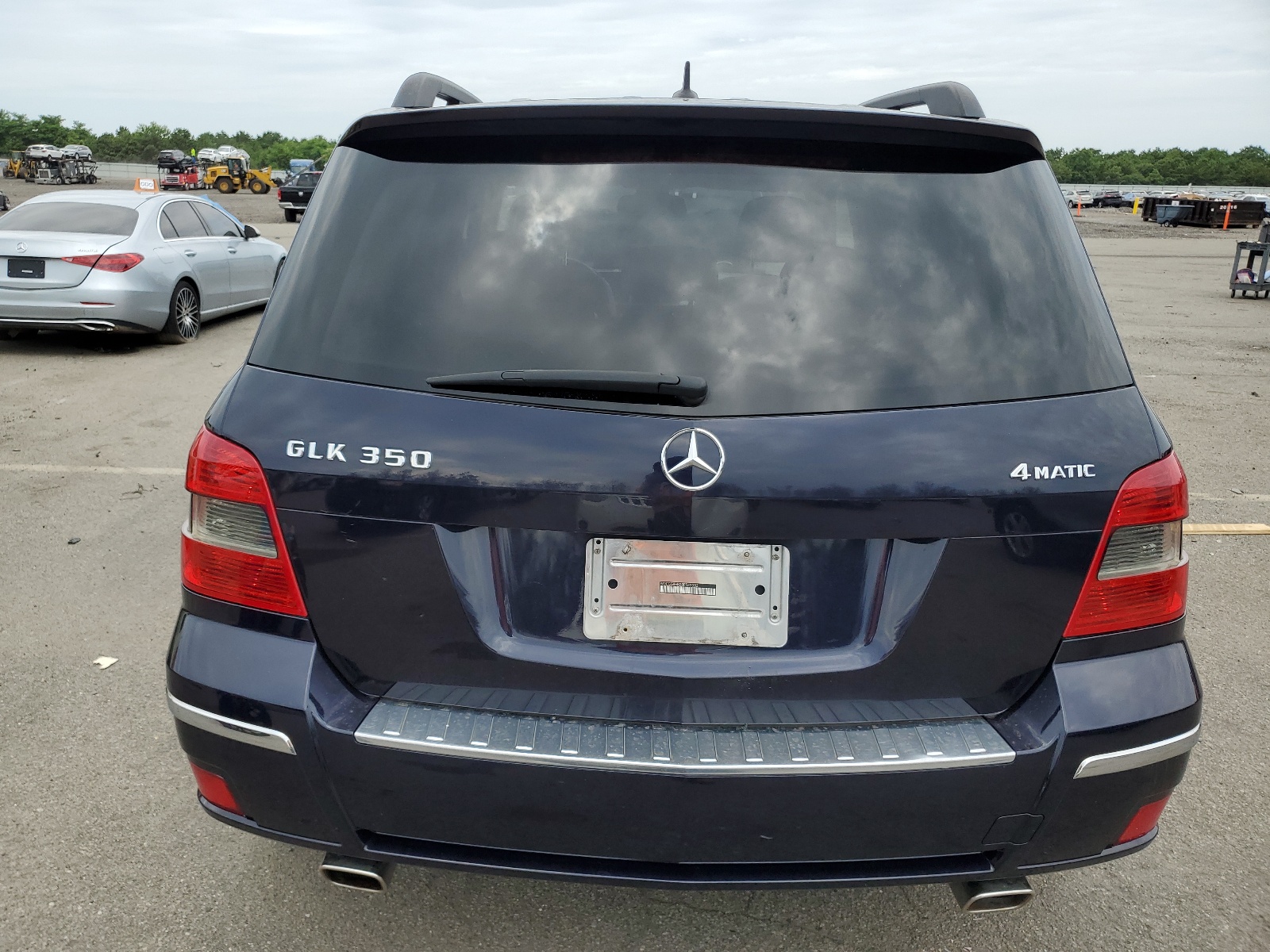 WDCGG8HB2BF532052 2011 Mercedes-Benz Glk 350 4Matic