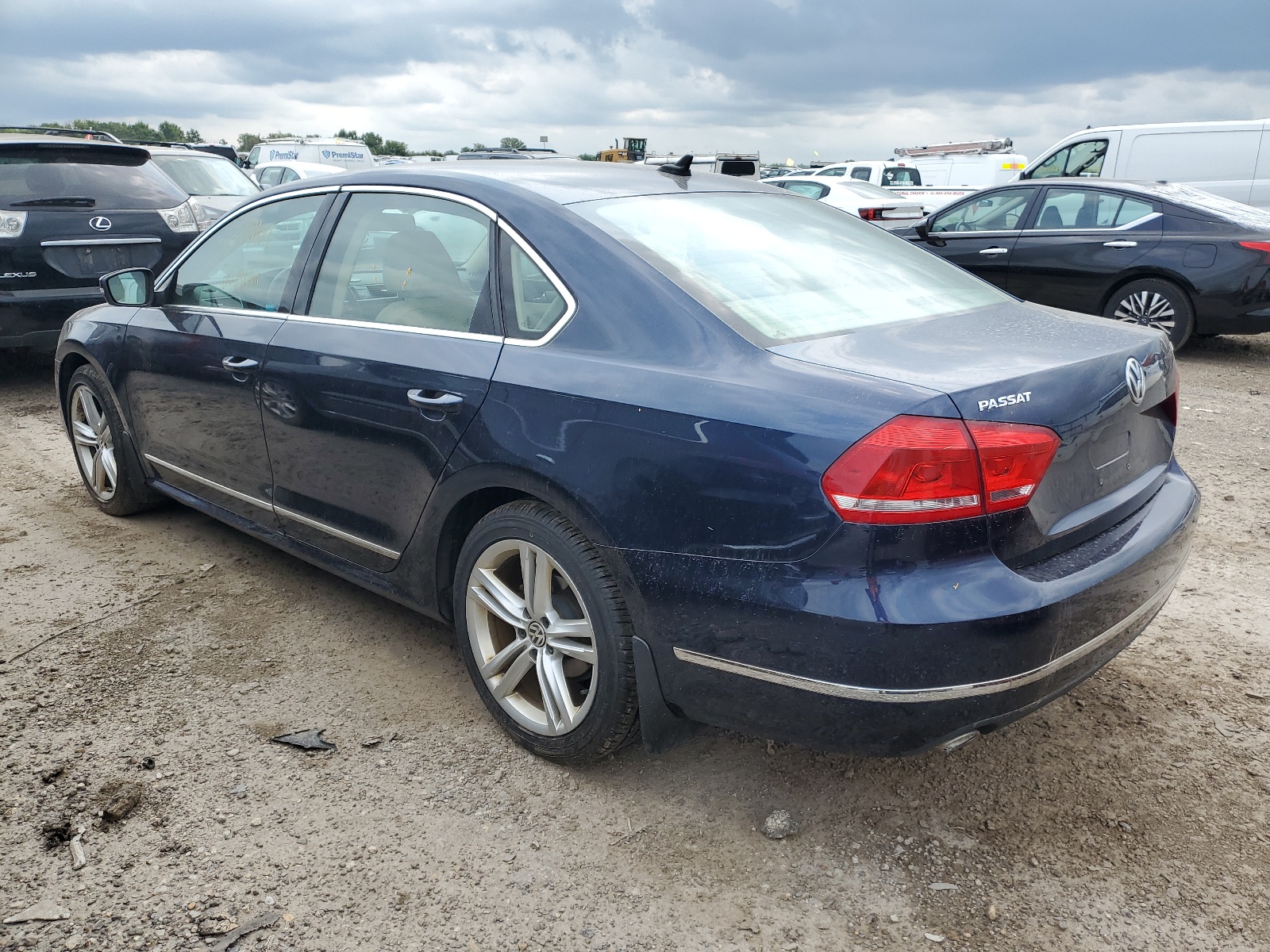 2015 Volkswagen Passat Se vin: 1VWBV7A31FC045805