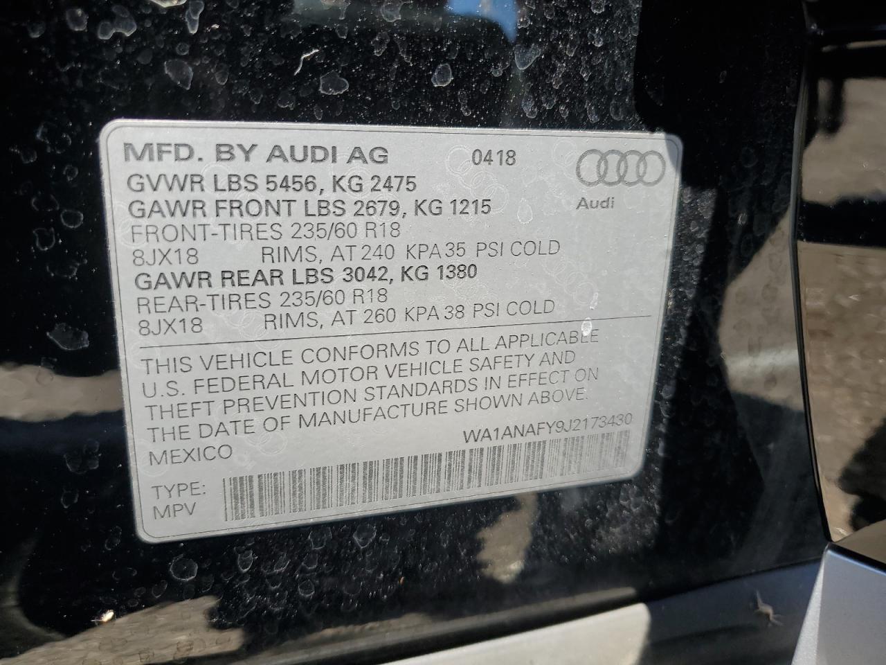 WA1ANAFY9J2173430 2018 Audi Q5 Premium