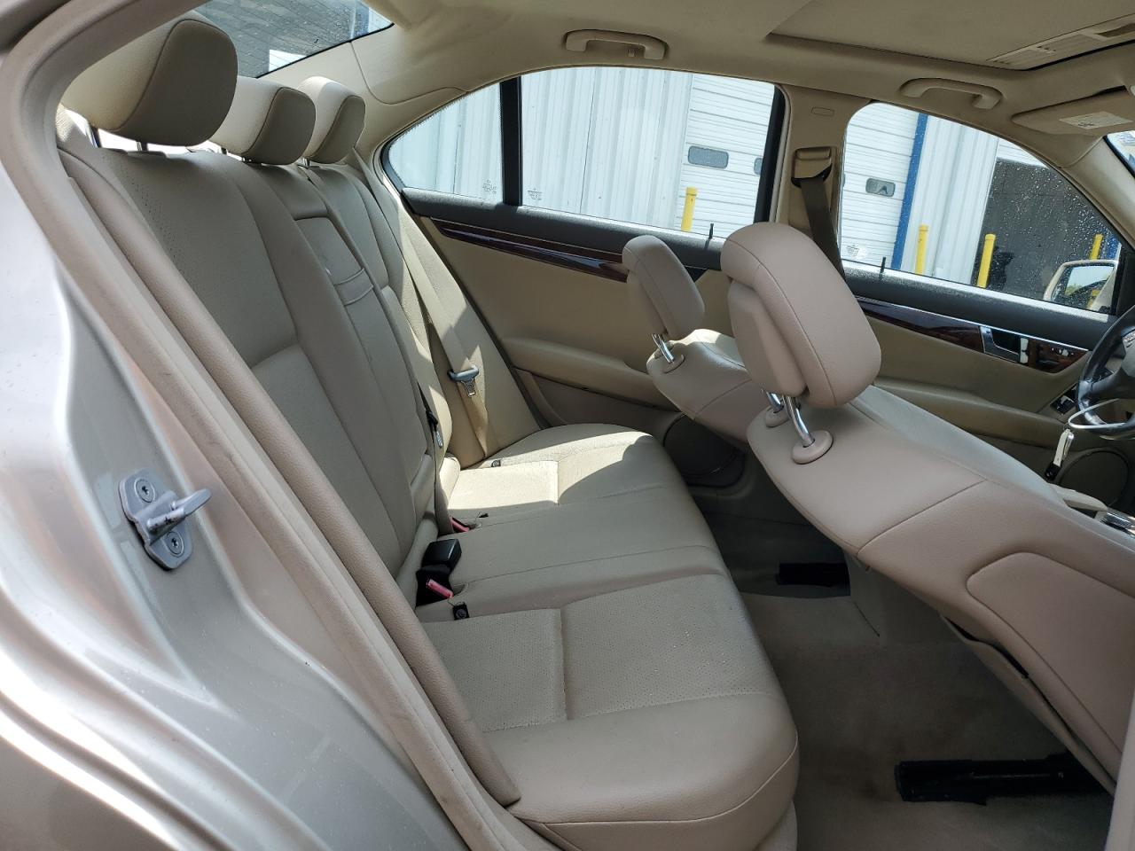 2011 Mercedes-Benz C 300 VIN: WDDGF5EB6BR161817 Lot: 65610114