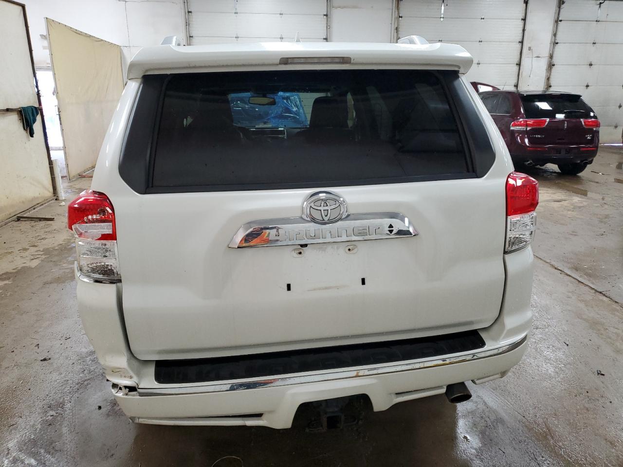 JTEBU5JR6C5108441 2012 Toyota 4Runner Sr5