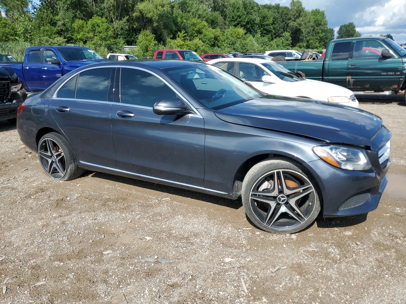 2016 Mercedes-Benz C 300 4Matic vin: 55SWF4KBXGU111678