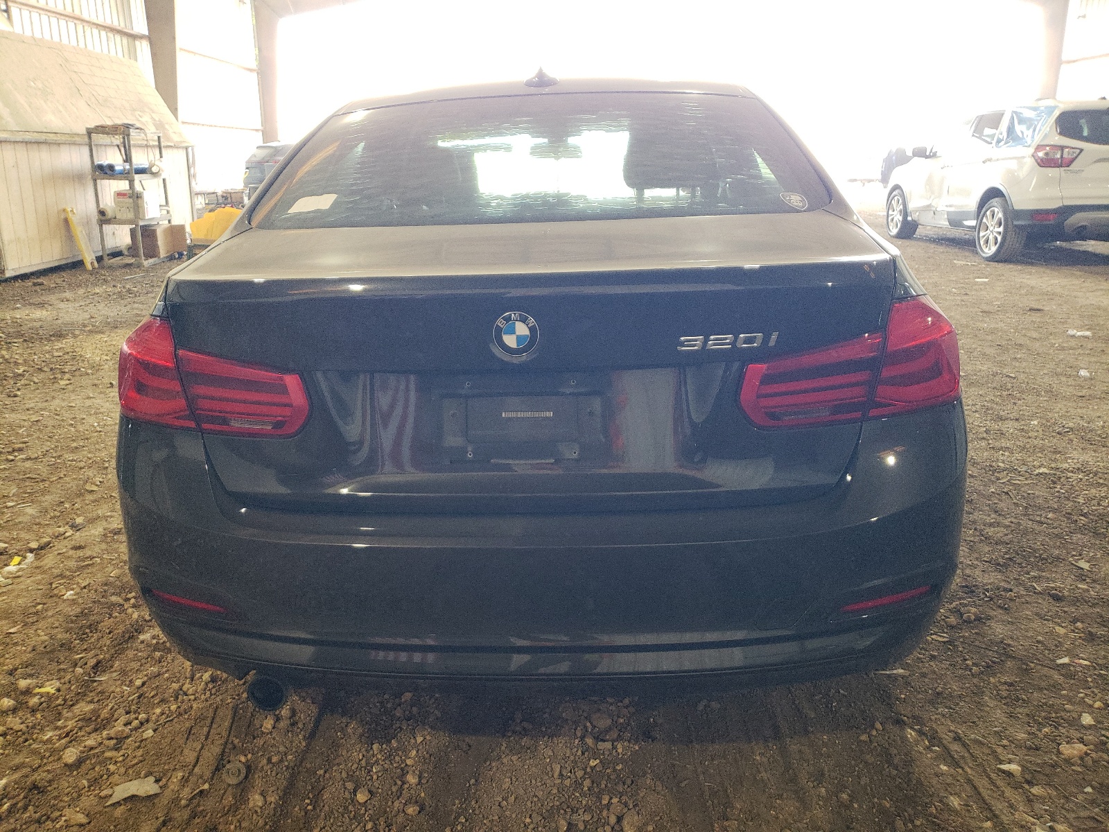 WBA8E1G55HNU14883 2017 BMW 320 I
