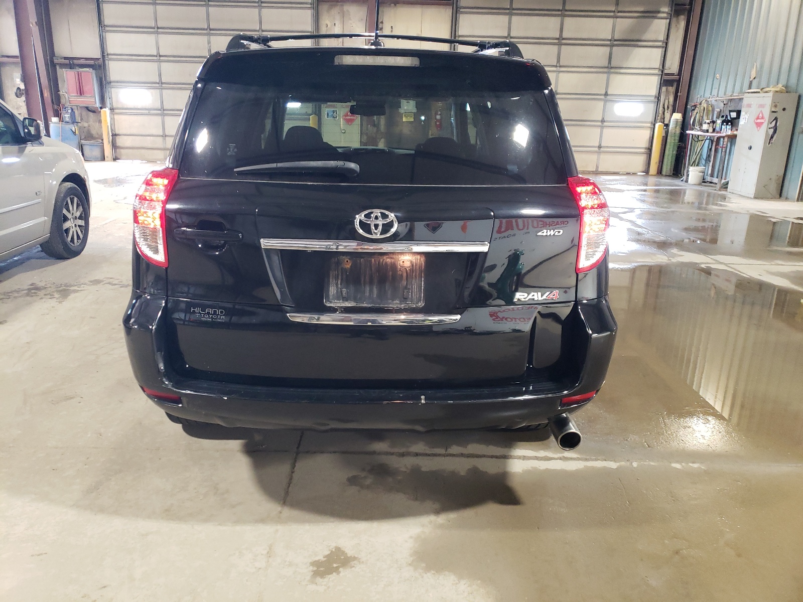 JTMRK4DV2B5100928 2011 Toyota Rav4 Sport