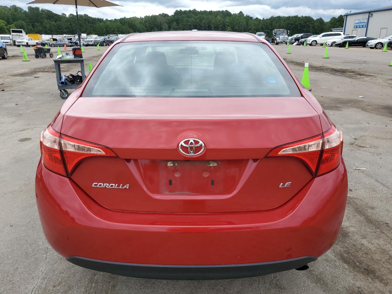 2018 Toyota Corolla L VIN: 5YFBURHEXJP781389 Lot: 63771004