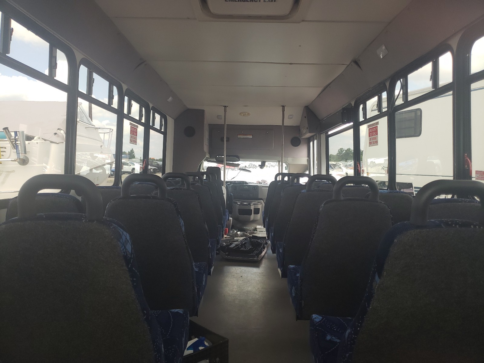 1FDFE4FS8HDC46032 2017 Ford Econoline E450 Super Duty Cutaway Van