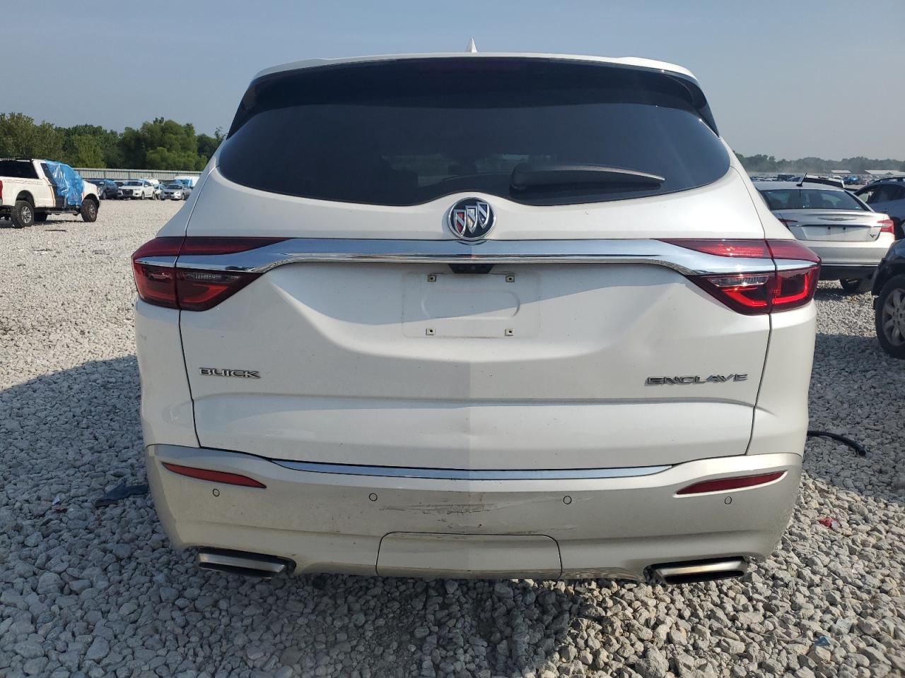 2018 Buick Enclave Premium VIN: 5GAERCKW4JJ194219 Lot: 65247254