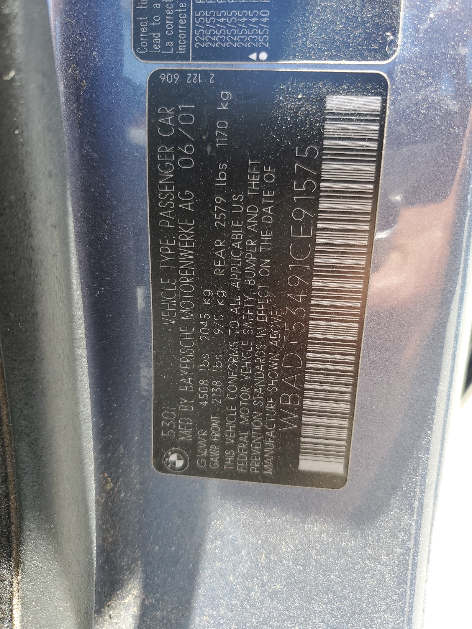 WBADT53491CE91575 2001 BMW 530 I