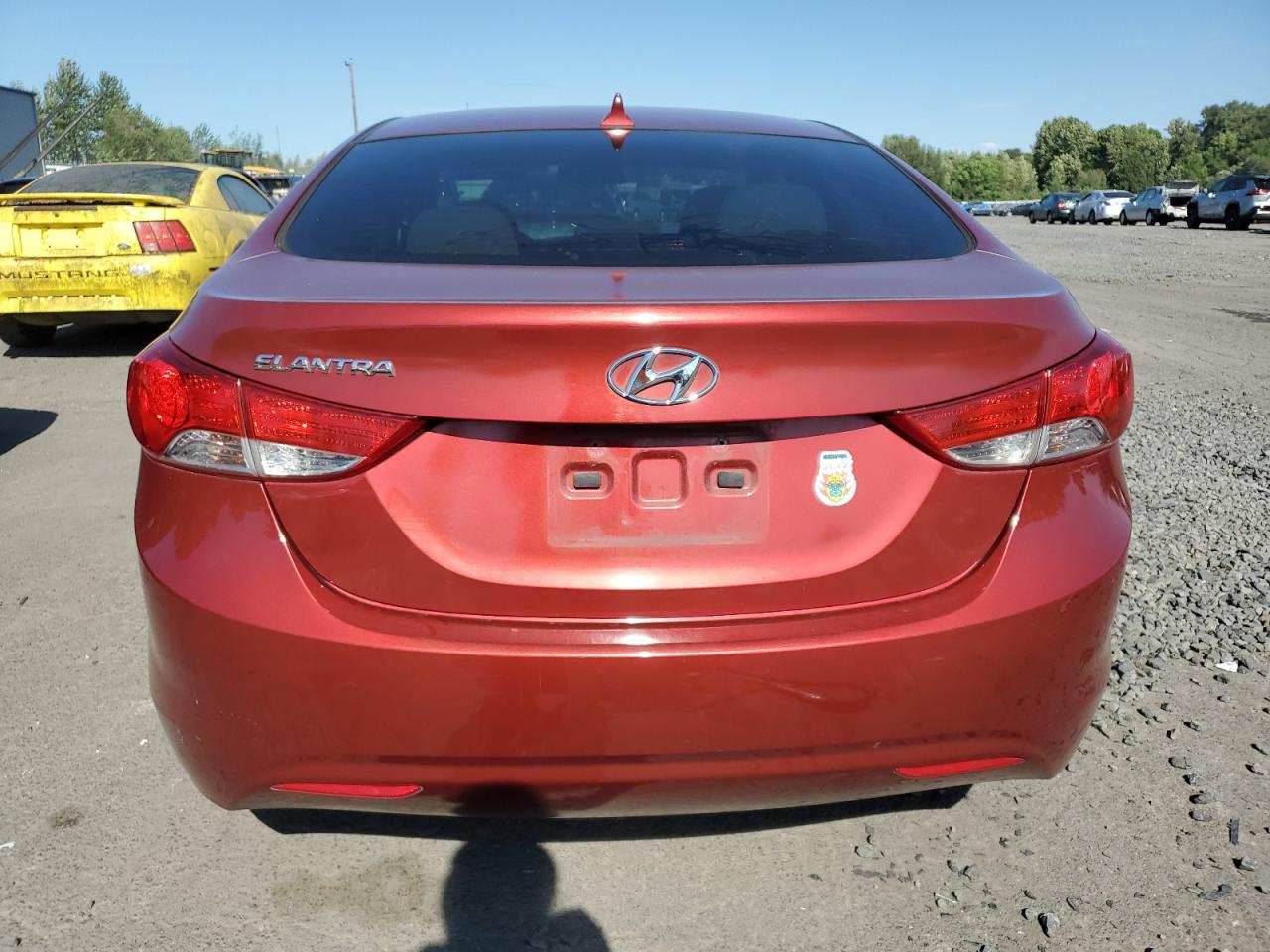 5NPDH4AE4DH379427 2013 Hyundai Elantra Gls