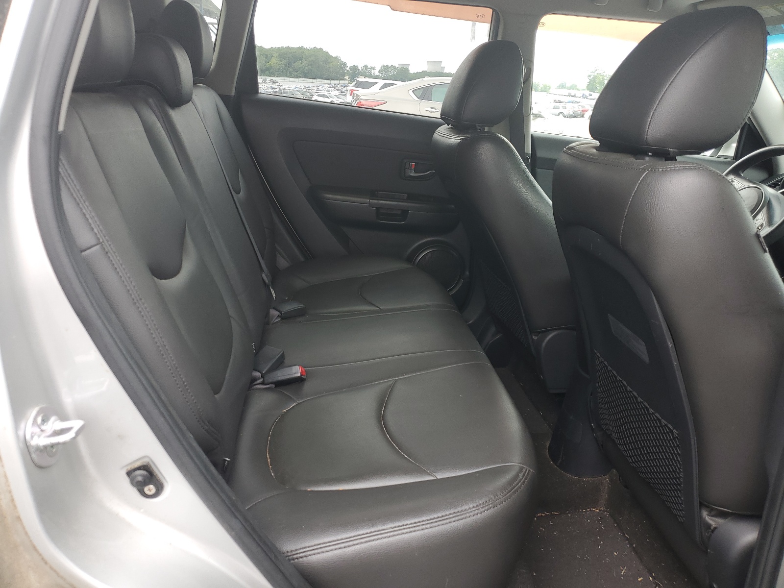 KNDJT2A28B7326856 2011 Kia Soul +