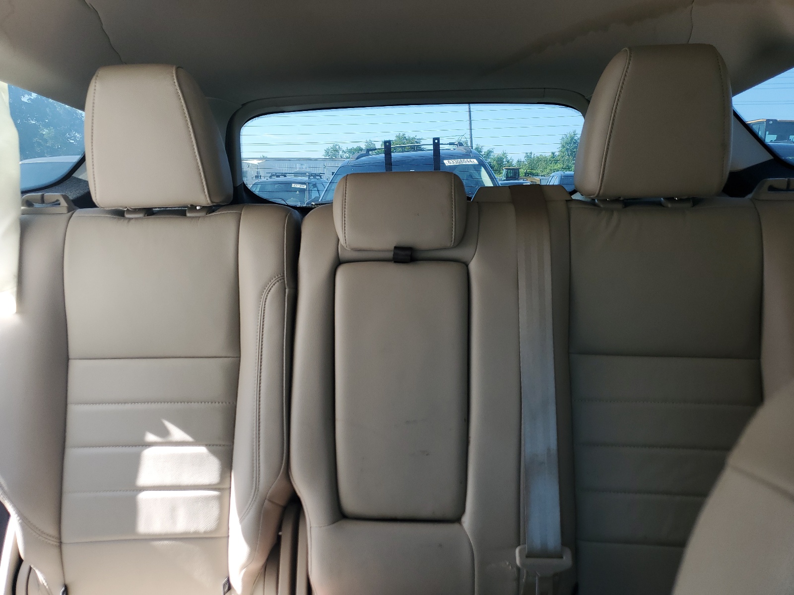 1FMCU0J91GUC35519 2016 Ford Escape Titanium