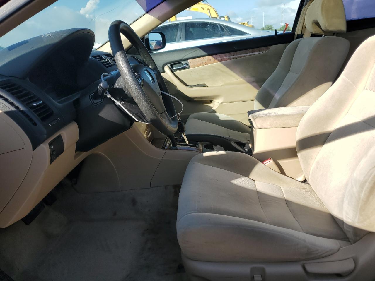 2004 Honda Accord Ex VIN: 1HGCM72574A014739 Lot: 63306484