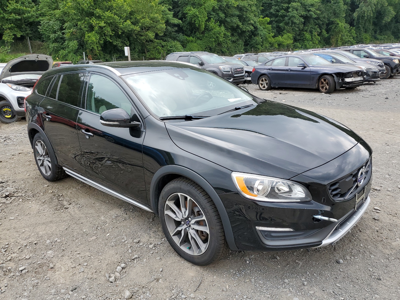 2016 Volvo V60 Cross Country Premier vin: YV4612HK1G1008358