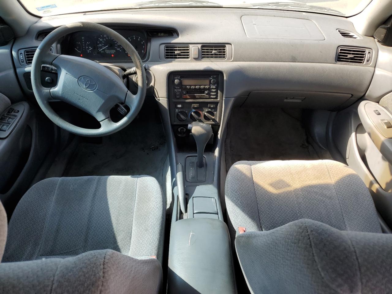 2000 Toyota Camry Ce VIN: JT2BG22K7Y0528637 Lot: 63148794