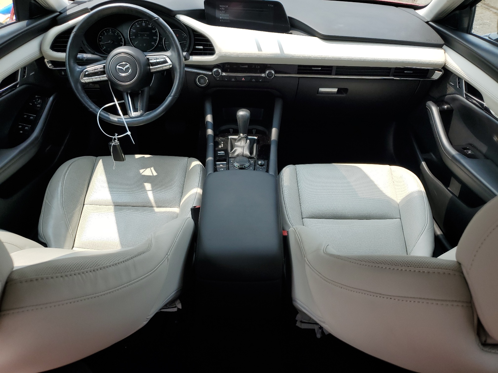 3MZBPBEY8MM250679 2021 Mazda 3 Premium Plus