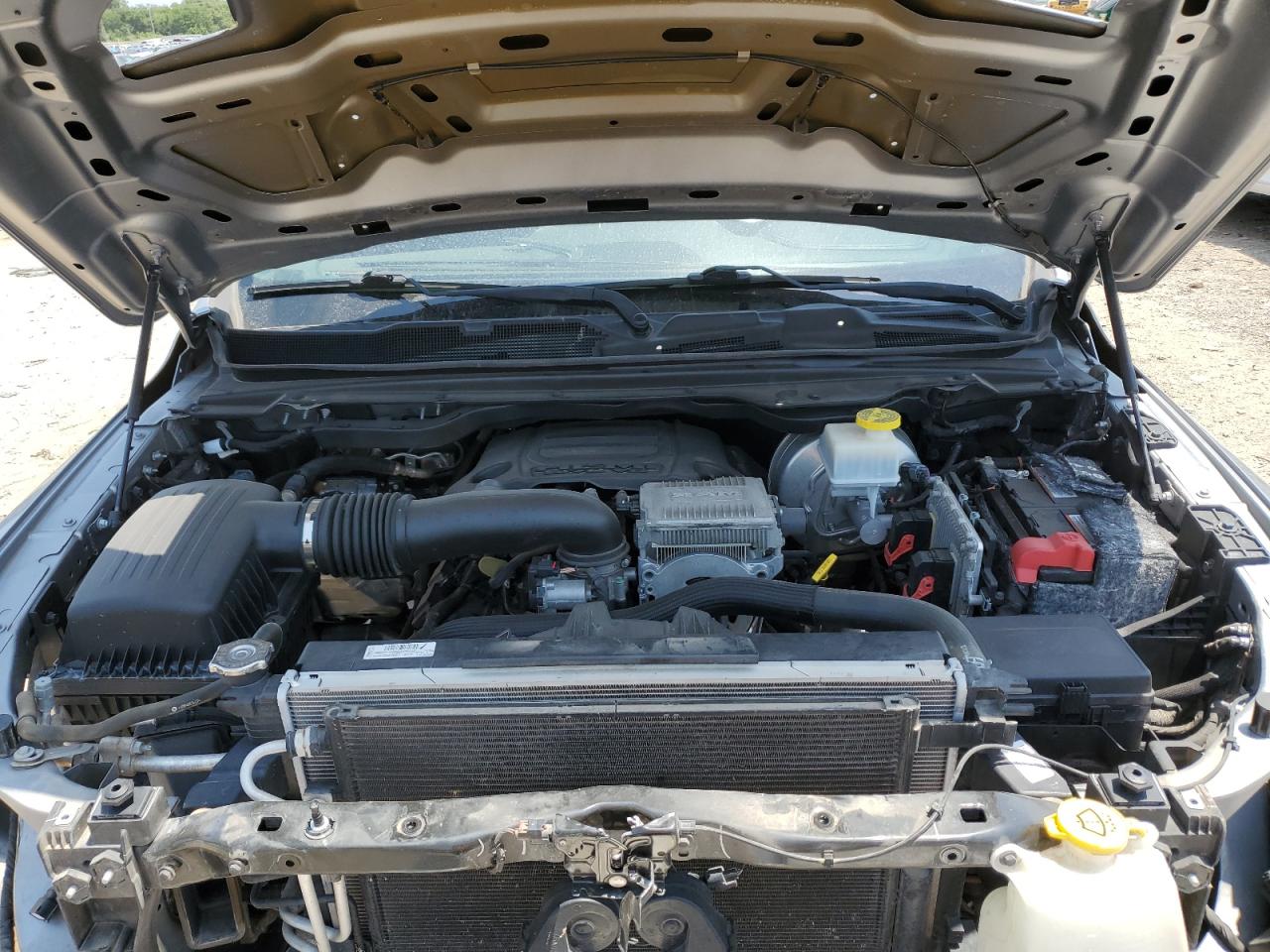 2019 Ram 1500 Laramie VIN: 1C6SRFJT1KN605801 Lot: 62693994