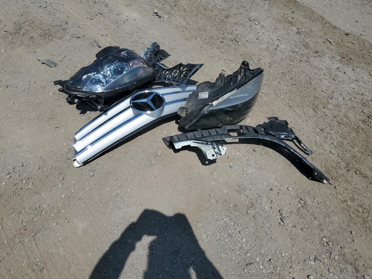 2011 Mercedes-Benz C 300 VIN: WDDGF5EB1BR175950 Lot: 62489544