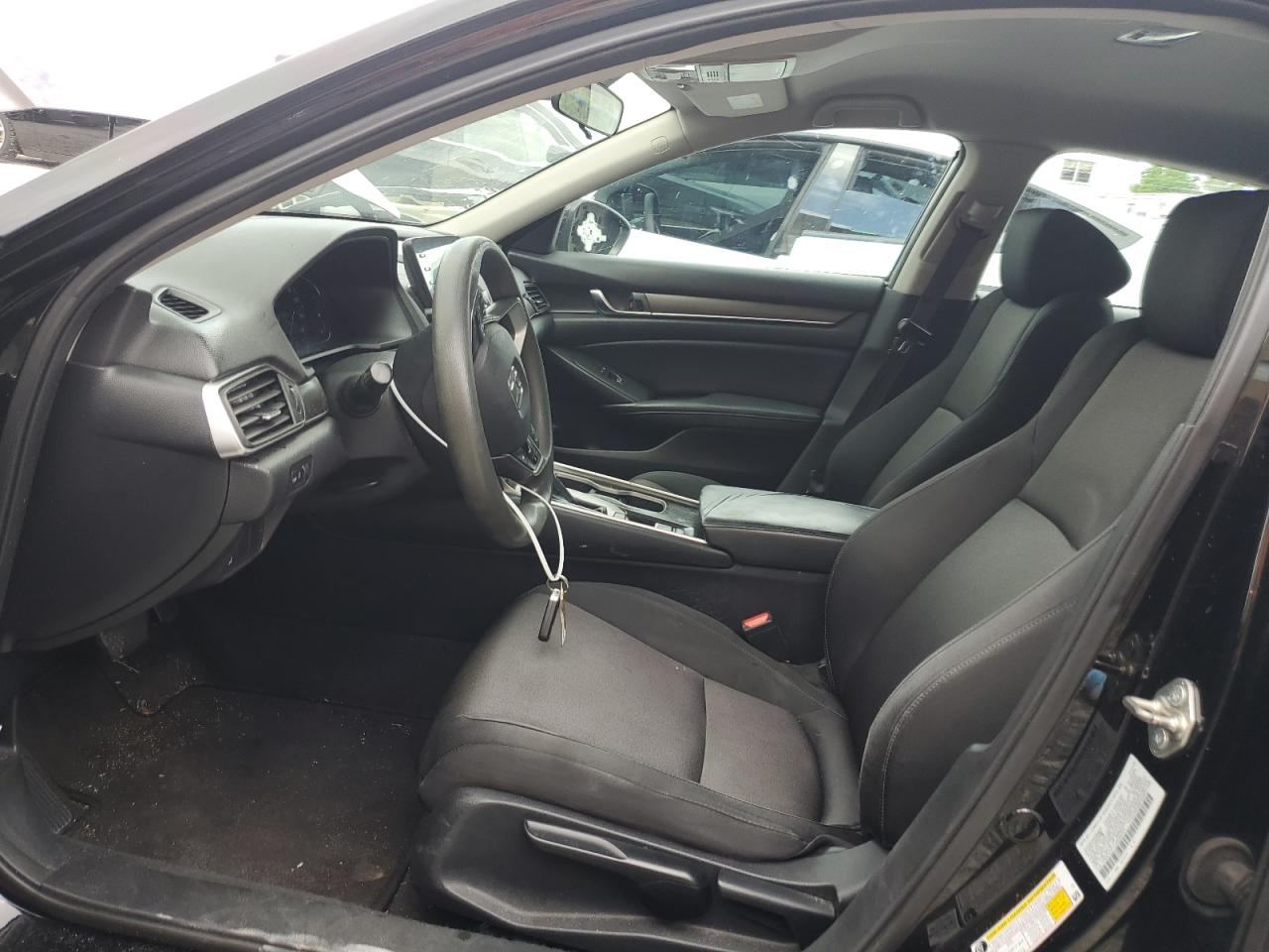 1HGCV1F11JA082371 2018 Honda Accord Lx