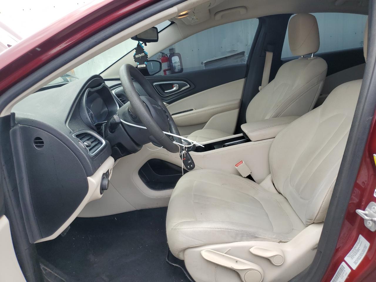 2015 Chrysler 200 Limited VIN: 1C3CCCAB9FN535835 Lot: 62389594