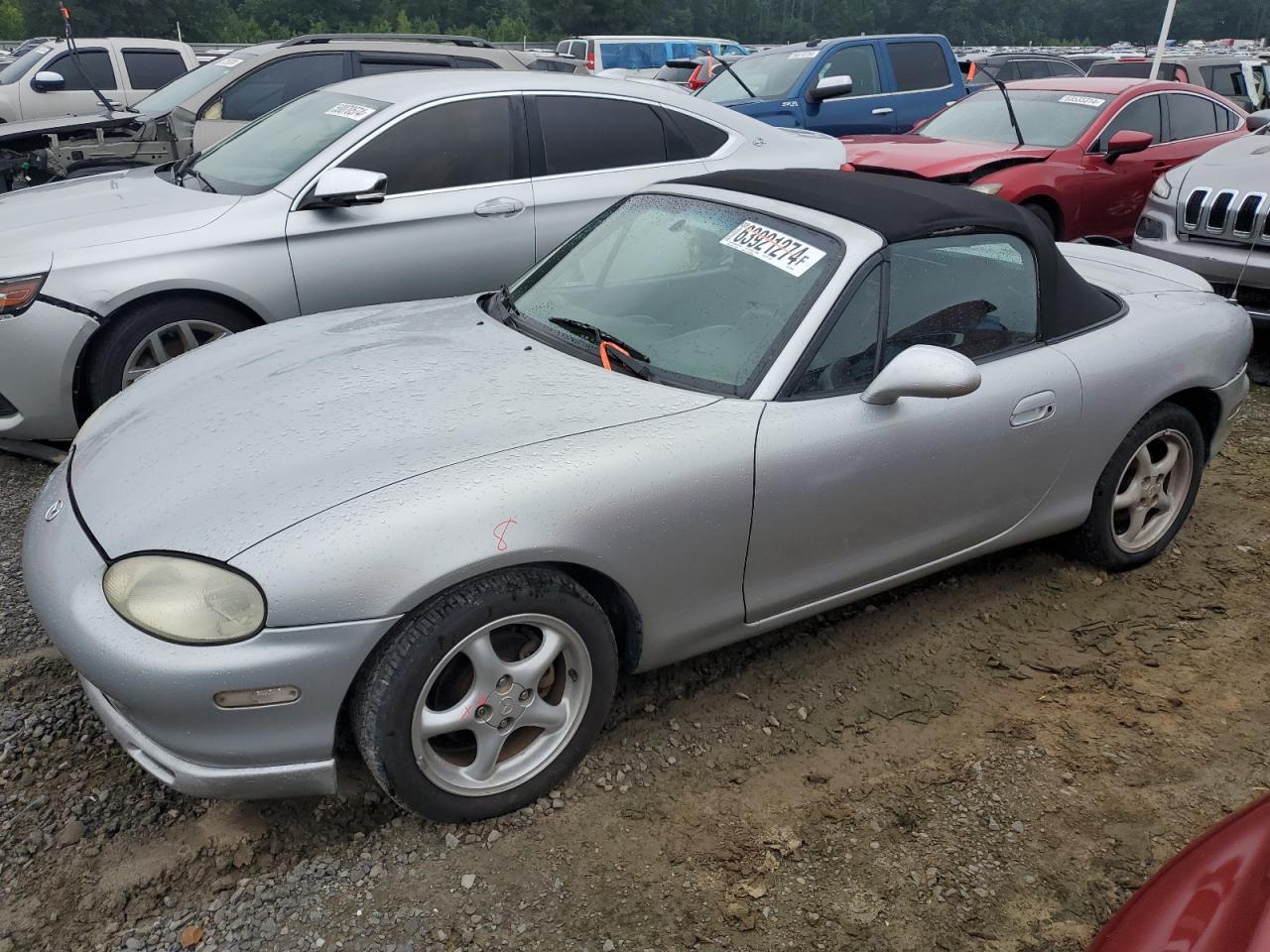 1999 Mazda Mx-5 Miata VIN: JM1NB3530X0120198 Lot: 63921274