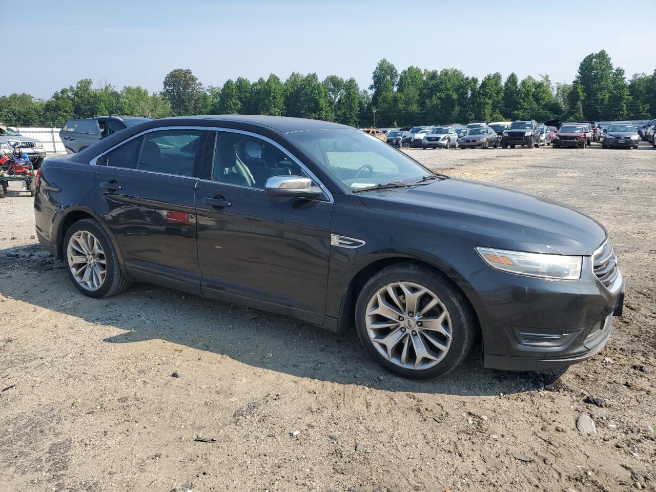 1FAHP2F82DG126094 2013 Ford Taurus Limited