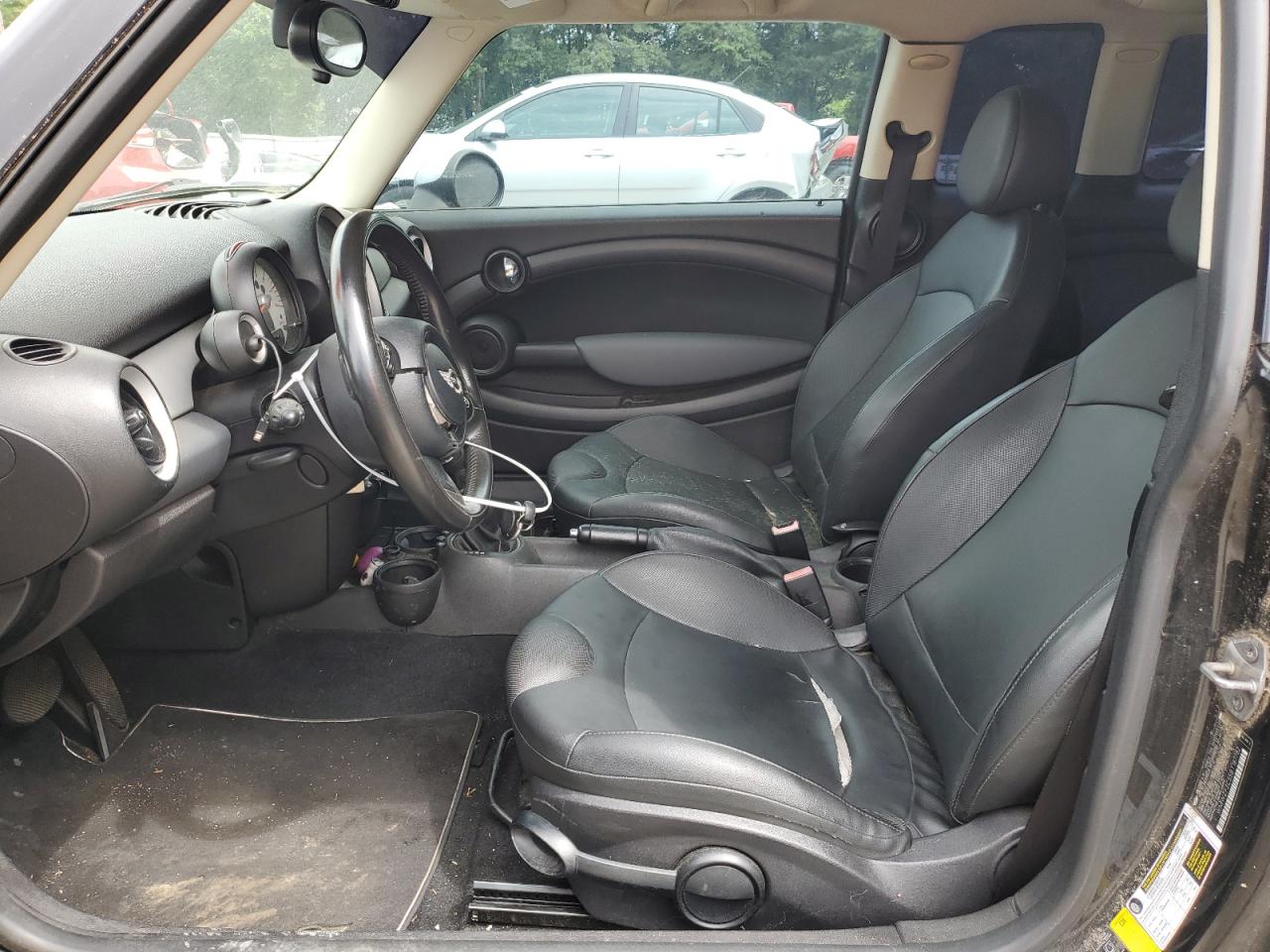 2011 Mini Cooper Clubman VIN: WMWZF3C55BT187782 Lot: 64703724