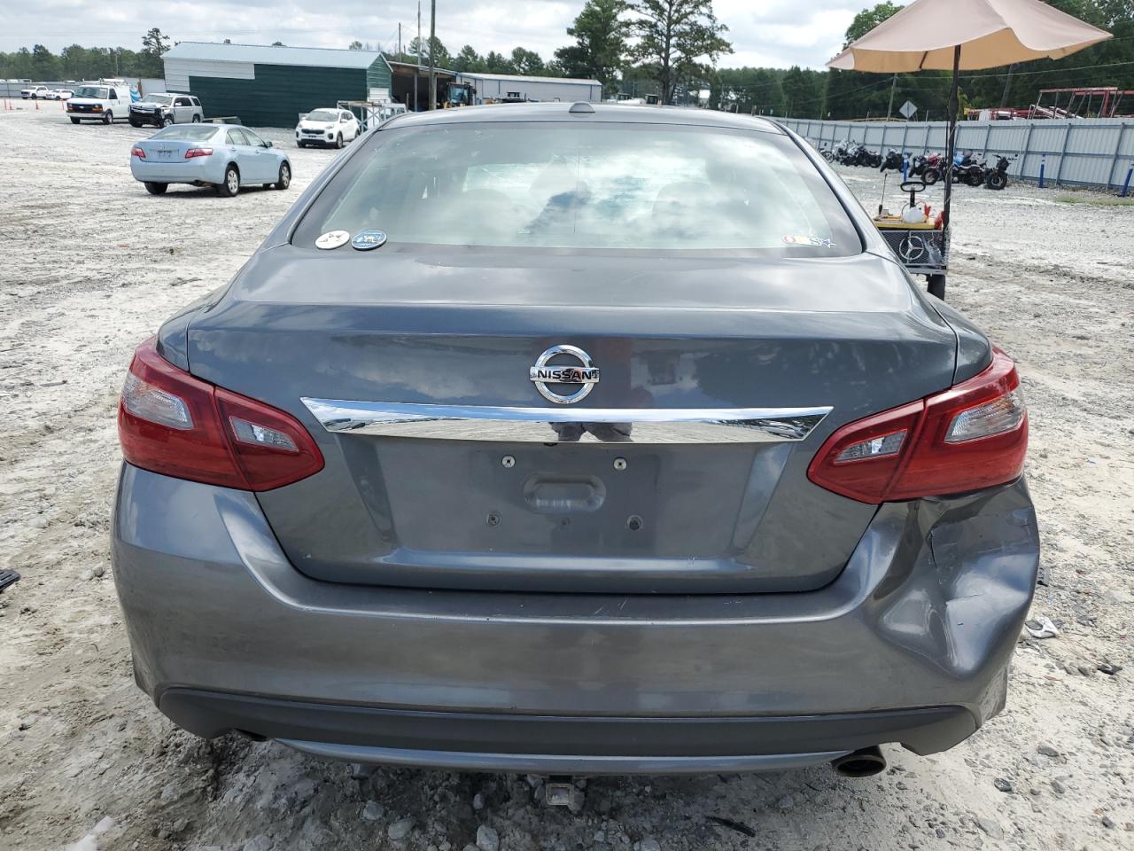 2018 Nissan Altima - Image 6
