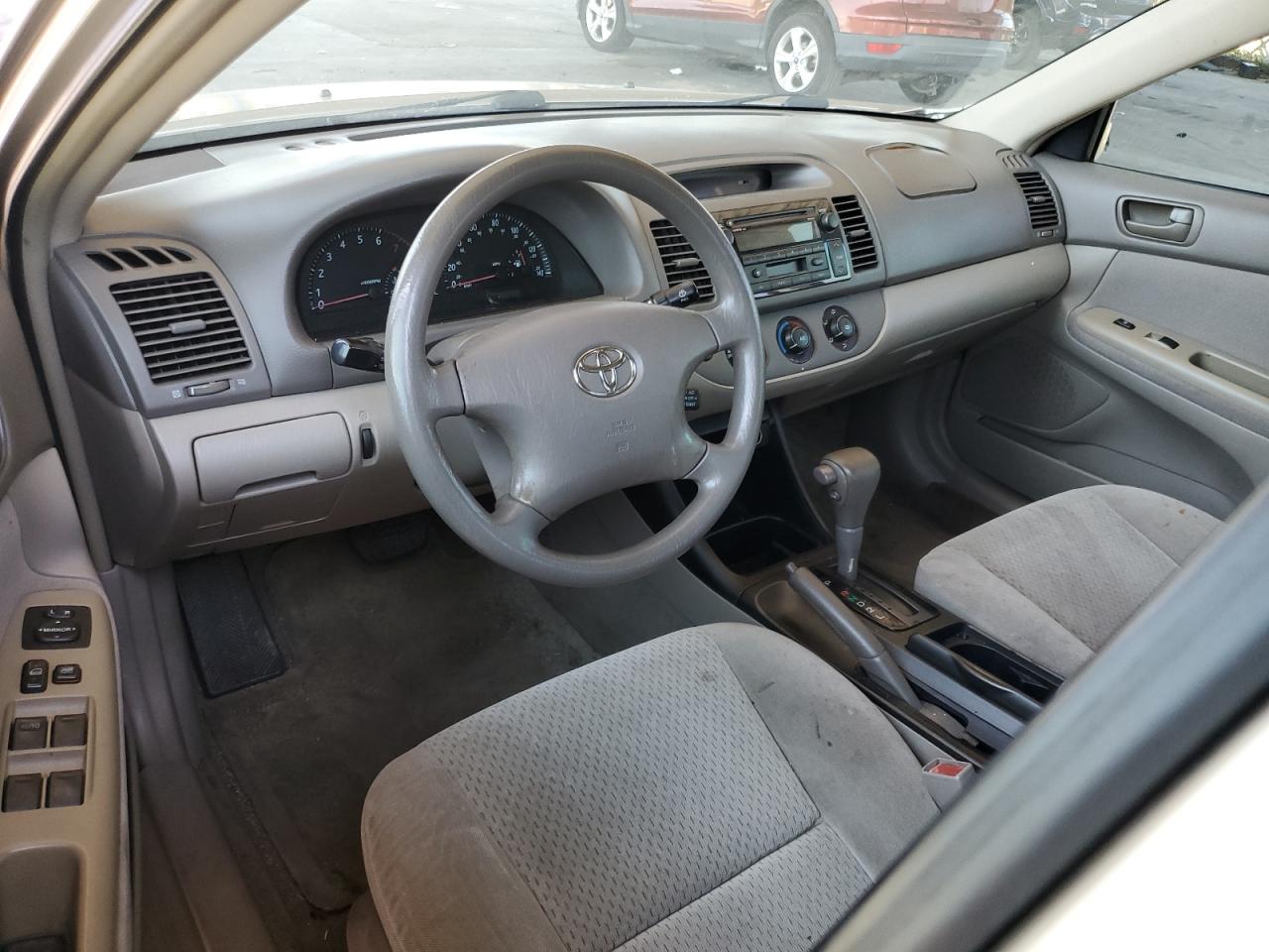 2003 Toyota Camry Le VIN: 4T1BE32K23U765679 Lot: 61942494