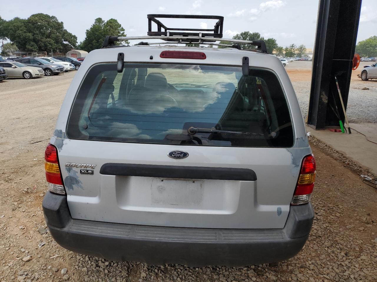 2002 Ford Escape Xls VIN: 1FMYU01132KA06893 Lot: 63681644