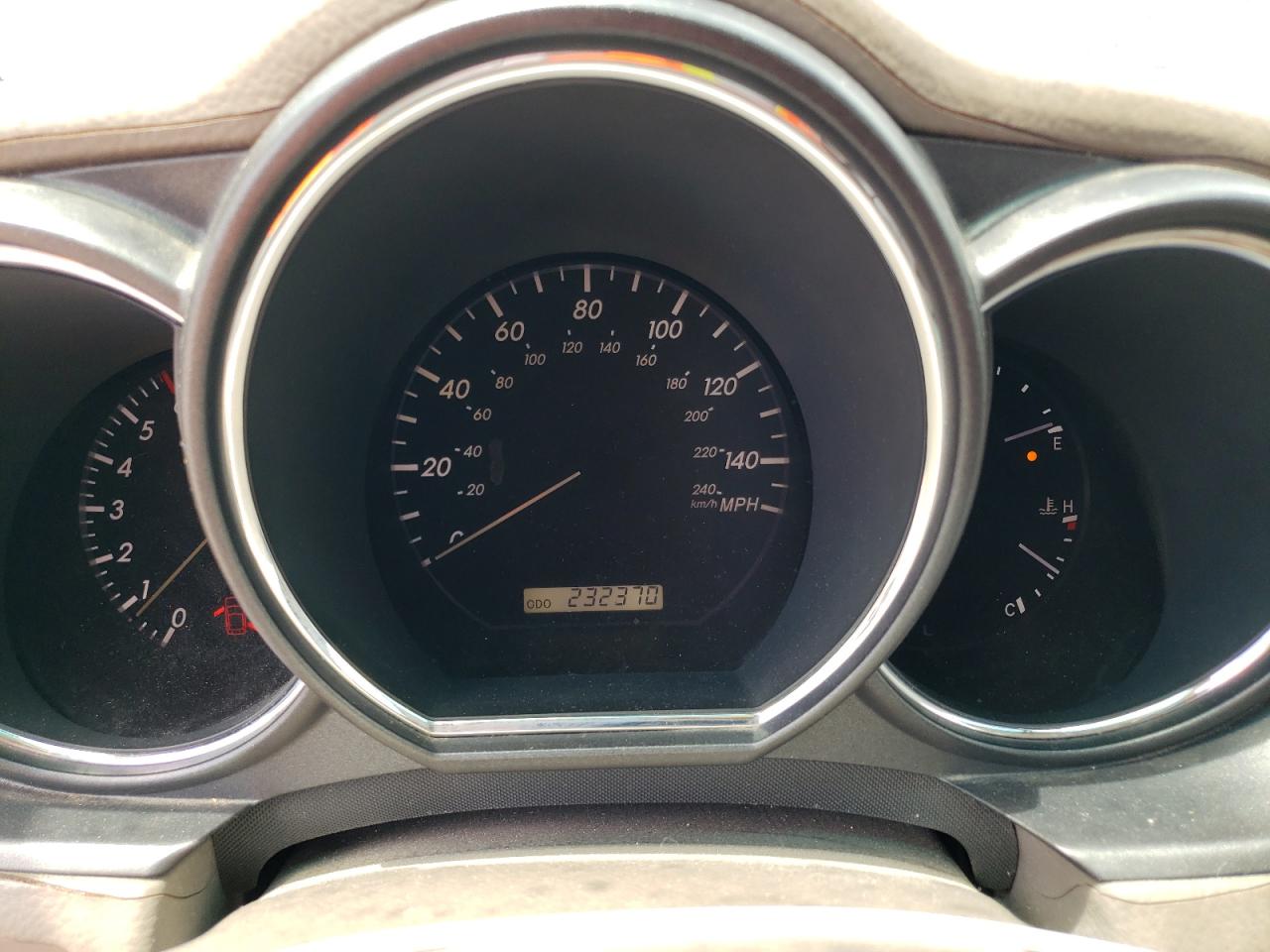 2004 Lexus Rx 330 VIN: JTJGA31U740030274 Lot: 63588104