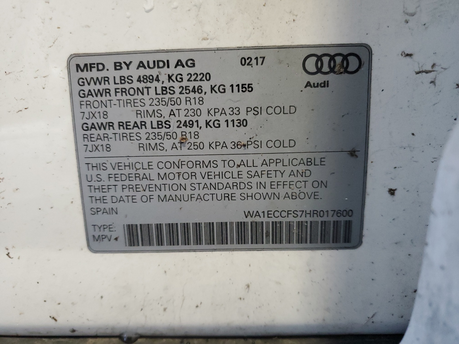 WA1ECCFS7HR017600 2017 Audi Q3 Premium