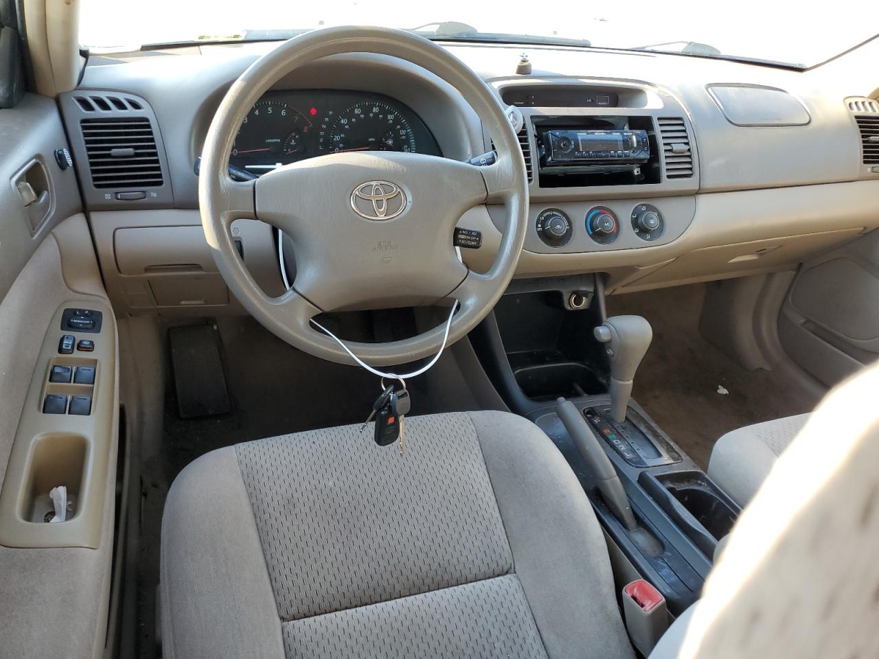 2004 Toyota Camry Le VIN: 4T1BE32K04U361961 Lot: 63632694