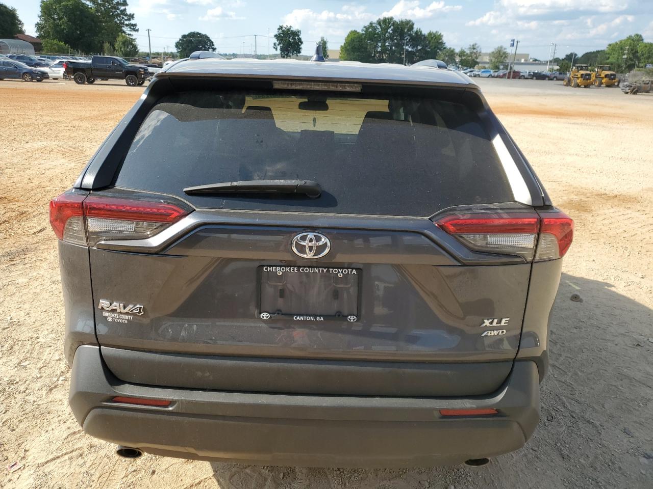 2022 Toyota Rav4 Xle VIN: 2T3P1RFV6NC281115 Lot: 62897284