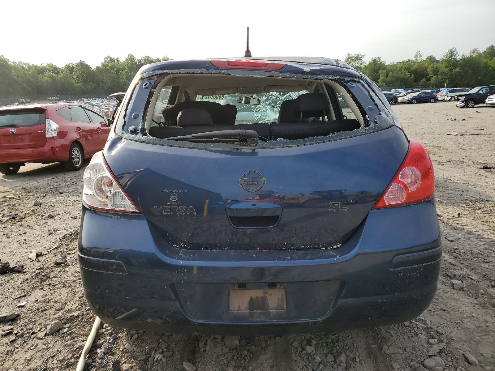 3N1BC13E28L358781 2008 Nissan Versa S