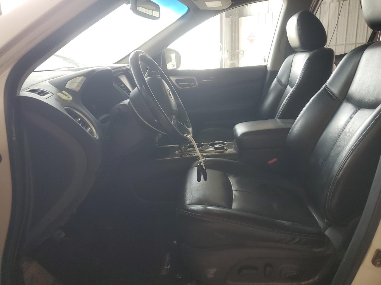 2015 Nissan Pathfinder S VIN: 5N1AR2MM4FC604379 Lot: 64096344