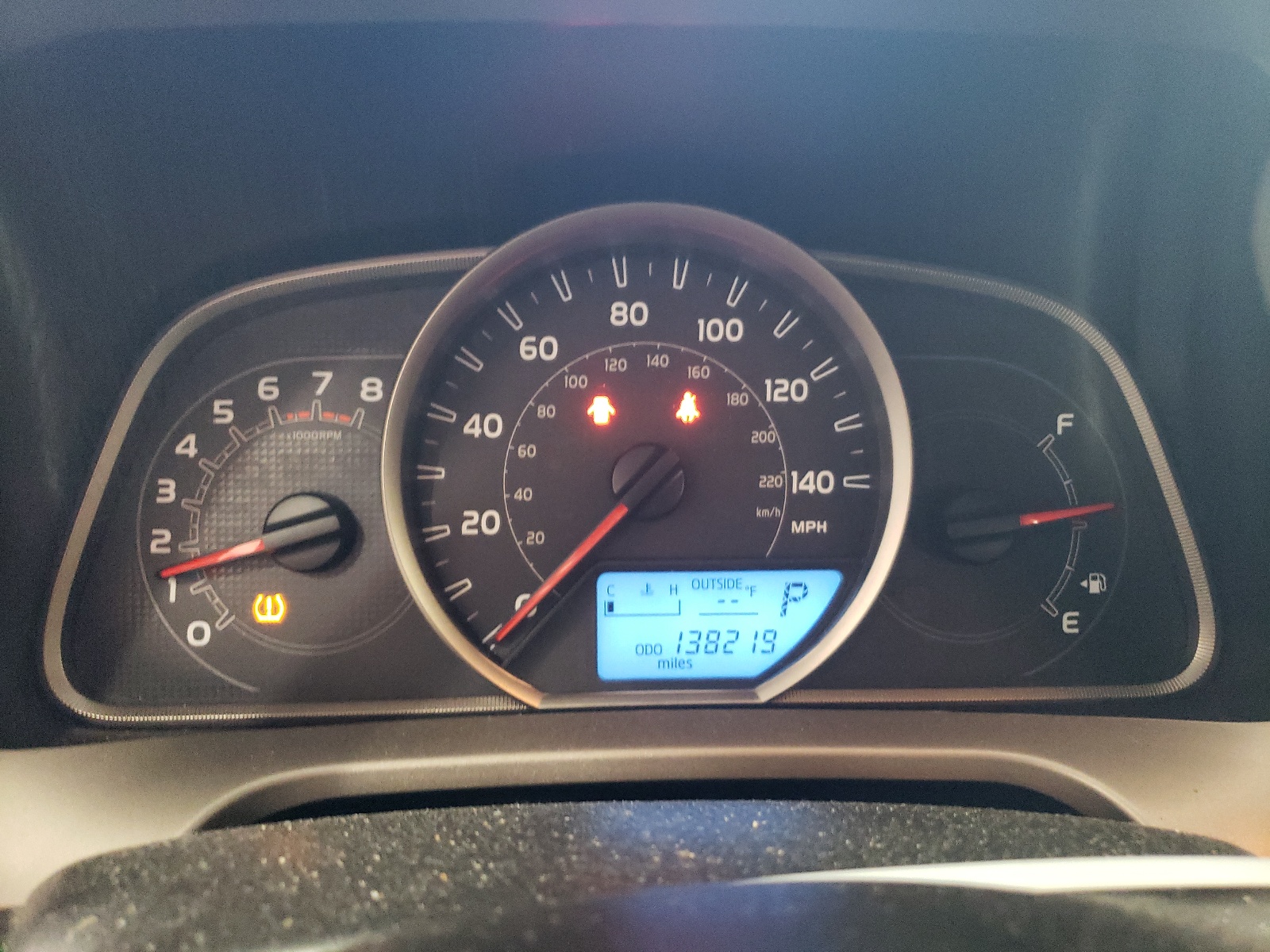 2T3WFREV9FW195697 2015 Toyota Rav4 Xle