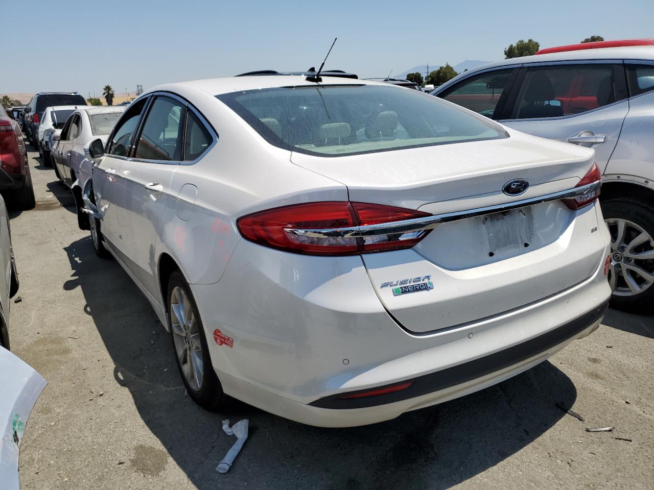 3FA6P0PU8JR192127 2018 FORD FUSION - Image 2